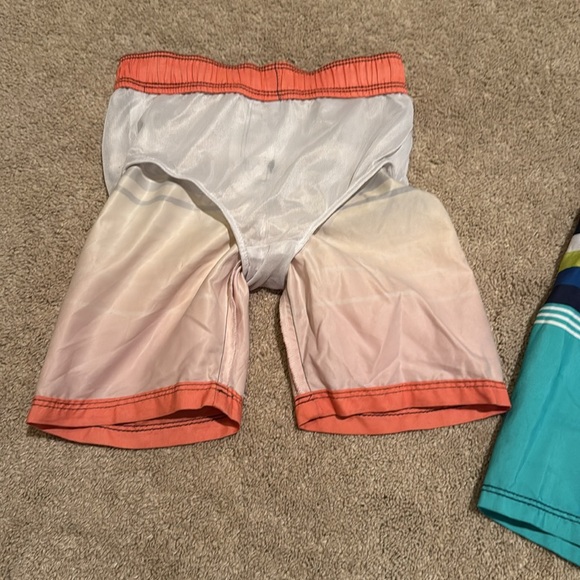 Kids Multicolor Swim Shorts. 2 items. EUC. - Picture 15 of 16